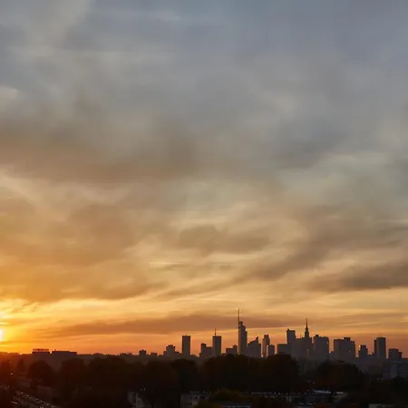 Lejlighed Luxurious In With Beautiful View And Air Conditioning By Renters Warszawa