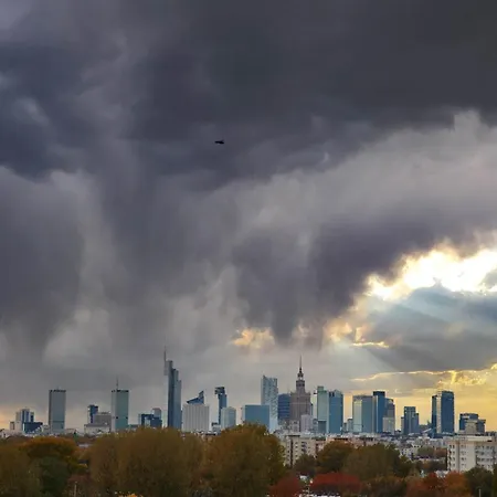 Luxurious In With Beautiful View And Air Conditioning By Renters Lejlighed