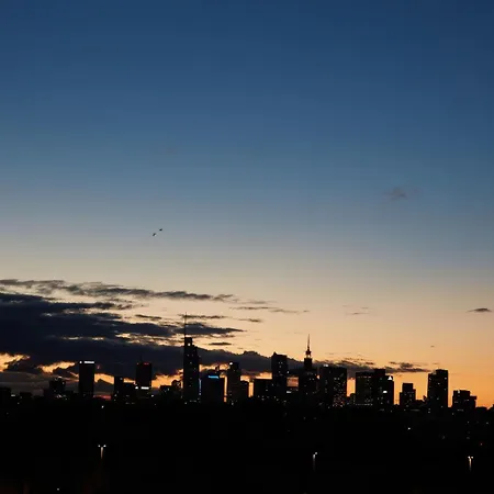 Luxurious In With Beautiful View And Air Conditioning By Renters Varsavia