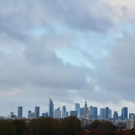 Luxurious In With Beautiful View And Air Conditioning By Renters Appartamento Varsavia